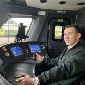 Zaw&oacute;d przechodzi tu z ojca na syna. Praca na kolei to niemal rodzinny biznes