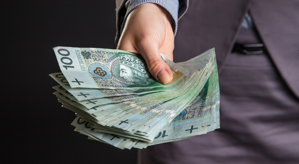 Pokiereszowny przez pandemię koronawirusa biznes nie składa broni (fot. shutterstock) Firmy walczą o ulgi