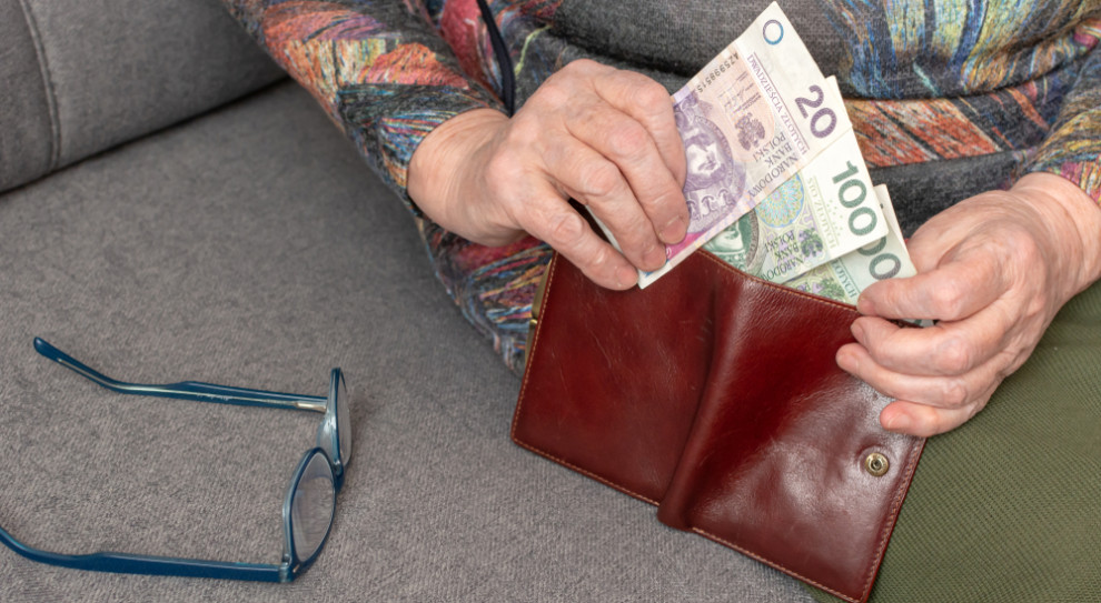 ZUS przeliczył ponad 100 tys. emerytur osób z rocznika 1953 (fot. shutterstock) Blisko 70 tys. osób z rocznika 1953 z wyrównaniem emerytury