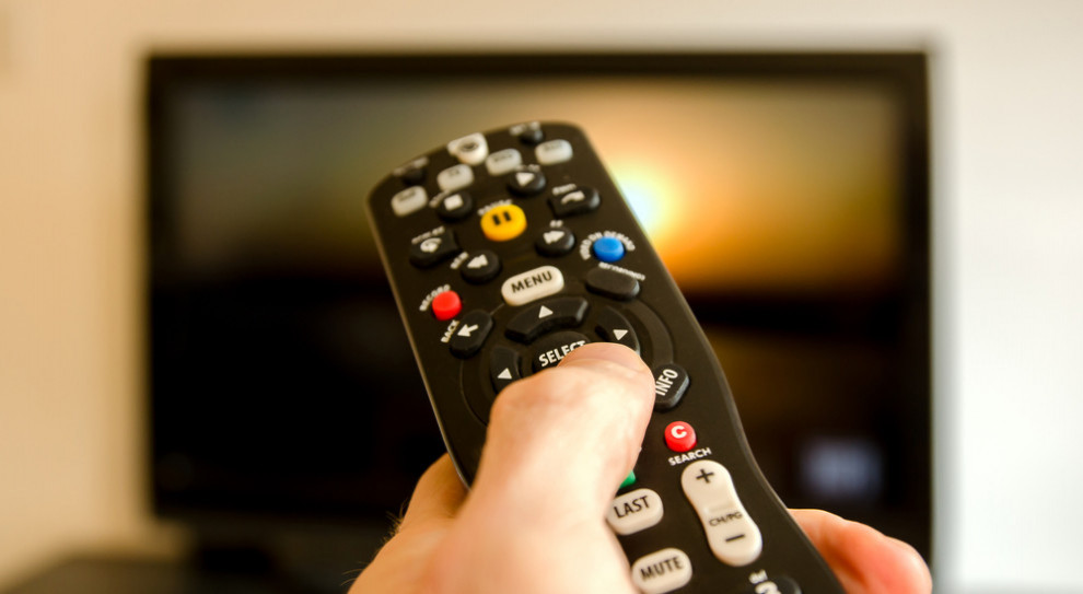 Wicepremier Jarosław Gowin zapowiedział dalsze konsultacje ws. podatku od reklam (Fot. Shutterstock) Jarosław Gowin zapoznał się z krytyczną oceną Izby Wydawców Prasy projektu ustawy o opłatach od reklam
