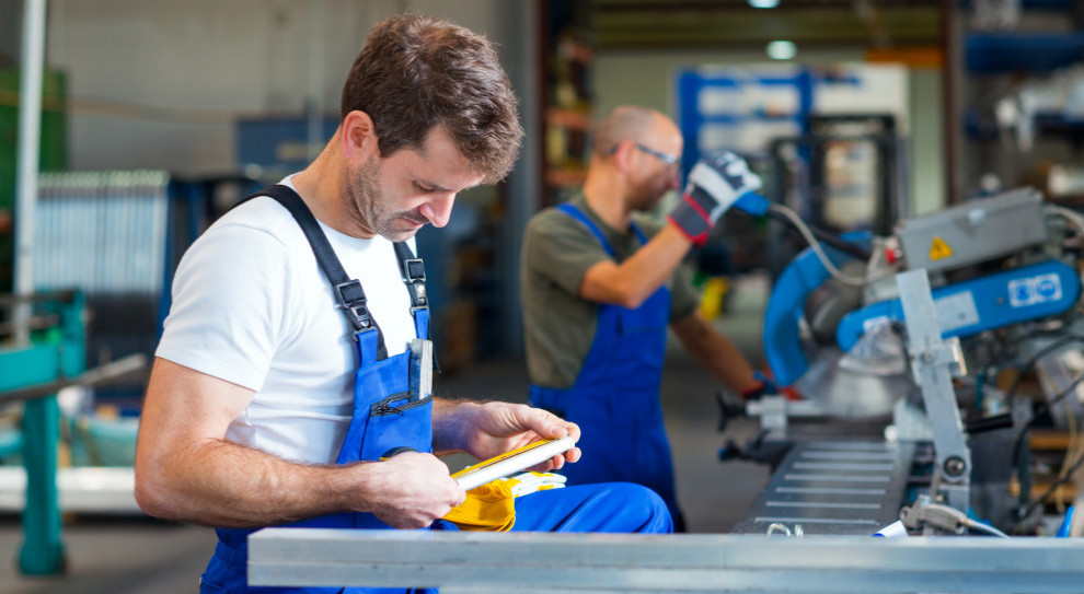 Przeciętne zatrudnienie w sektorze przedsiębiorstw w styczniu 2021 r. ukształtowało się na poziomie 6 mln 314,1 tys. (Fot. Shutterstock) Rynek pracy odporny na wirusa? Mamy najnowsze dane GUS