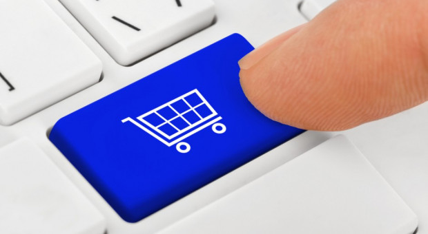 Pandemia koronawirusa stała się katalizatorem dla rynku e-commerce (fot. shutterstock) E-commerce przed falą zamknięć