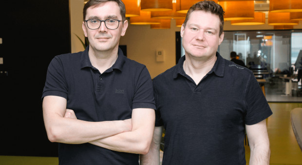 Konrad Weiske (po lewej), CEO Spyrosoft S.A. i Tomasz Bienkiewicz (po prawej), CEO Spyrosoft Solutions (fot. Spyrosoft) Spyrosoft, ITDS Poland, Delante Media w rankingu Financial Times. Cieszą się z sukcesu i szukają pracowników