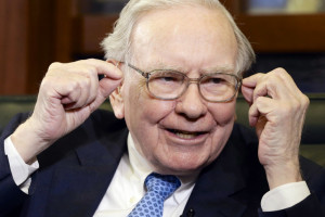 90-letni Warren Buffett osiągnął 100 mld dolarów majątku