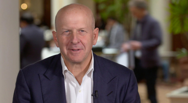 Prezes banku Goldman Sachs David Salomon (fot. goldmansachs.com) Analitycy Goldman Sachs skarżą się na „nieludzkie” warunki pracy