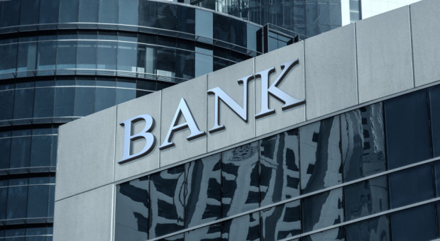 Saldo bankowych lokat w kwietniu br. wzrosło o niemal 9,5 mld zł; pod koniec miesiąca było zdeponowane na nich 181 mld zł (fot. Shutterstock) Polacy założyli najwięcej lokat od 13 lat