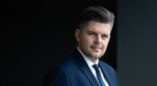Daniel Czarnecki, dyrektor działu powierzchni biurowych w Savills (fot. mat. prasowe) Popyt na biura jest najniższy od 10 lat, ale firmy z nich nie zrezygnują