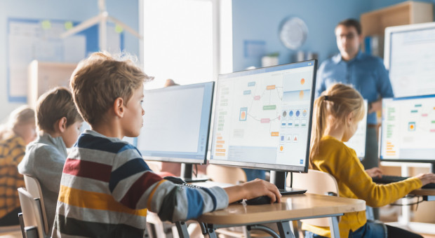 Polska firma edukacyjna Giganci Programowania podbija zagraniczne rynki (Fot. Mat. pras. Giganci Programowania) Zaczynali w studenckim pokoju i pizzerii. Teraz podbijają zagraniczne rynki