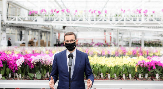 Nie jest właściwe, żeby pewna grupa, zdecydowanie lepiej uposażona, wykorzystywała jeszcze swoje przywileje - mówi premier (fot. Twitter/Mateusz Morawiecki) Premier: 90 procent Polaków skorzysta lub nie straci ani złotówki na naszych rozwiązaniach