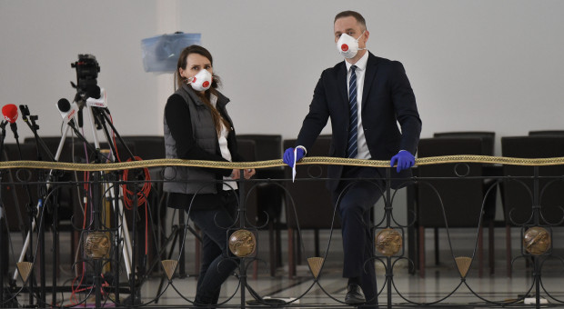 Do Sejmu wracają przedstawiciele mediów (fot. sejm.gov.pl/Łukasz Błasikiewicz) Dziennikarze wracają do normalnej pracy w Sejmie
