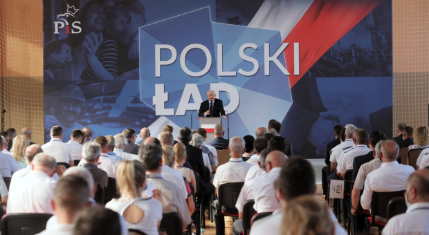 Wicepremier, prezes PiS Jarosław Kaczyński (Fot. PAP/Artur Reszko) Kaczyński: plan dogonienia Europy do końca tej dekady, jeżeli chodzi o dochód na głowę