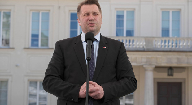 Minister edukacji i nauki Przemysław Czarnek (fot. PAP/Mateusz Marek) Chcą odwołania "niekompetentnego i aroganckiego" ministra Czarnka