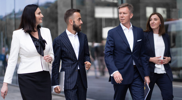 Na zdjęciu od lewej Marta Mikołajczyk-Pyrć, Michał Bryszewski, Tomasz Buras, CCEo Savills oraz Wioletta Nowotnik (fot. Savills) Zmiany kadrowe w Savills