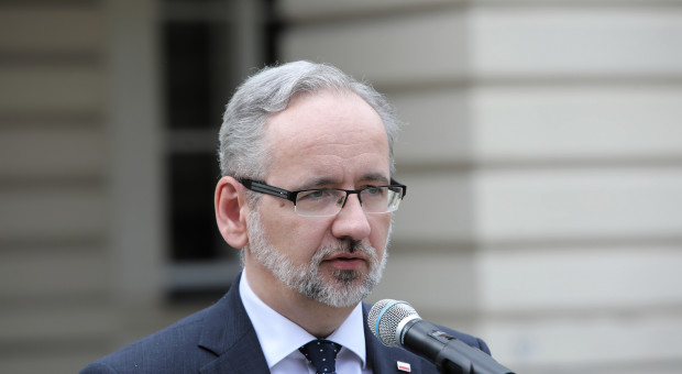 Minister zdrowia Adam Niedzielski (fot. PAP/Wojciech Olkuśnik) Minister zapowiada dalsze rozmowy z medyczną "Solidarnością"