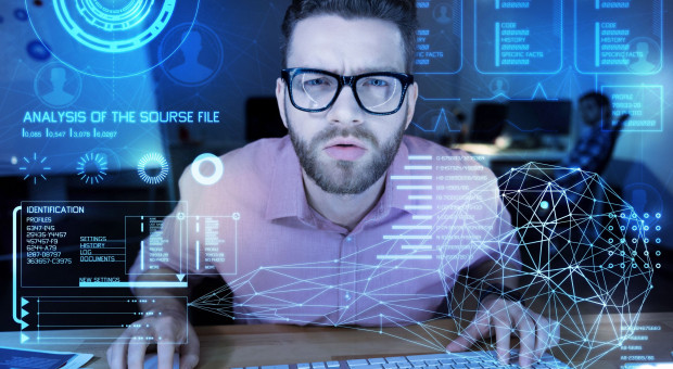 Podczas planowania cyfrowej transformacji w centrum uwagi powinien być człowiek (fot. shutterstock) Jeśli tego nie zrobimy, nawet najlepsze technologie tylko utrudnią pracę