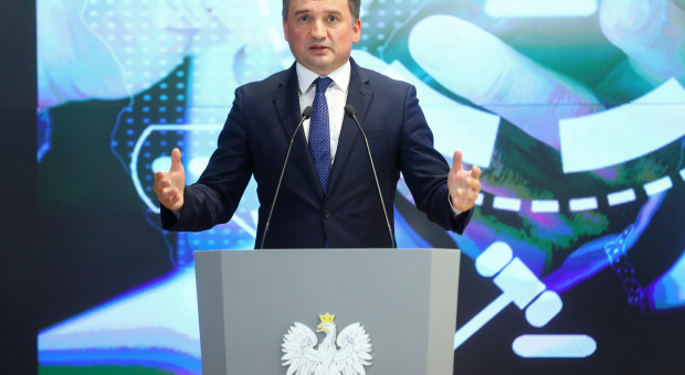 Zbigniew Ziobro, minister sprawiedliwości (fot. PAP/Rafał Guz) Przedsiębiorcy zyskali nowe narzędzie. Będą mogli włączyć drugi bieg