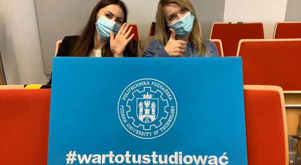 Politechnika Poznańska jako pierwsza uczelnia w Polsce proponuje kandydatom rejestrację do systemu rekrutacyjnego z wykorzystaniem aplikacji mObywatel. (fot. Facebook/Politechnika Poznańska) Politechnika Poznańska uruchomiła nietypowy sposób rejestracji