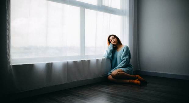 Ponad jedna czwarta młodych Brytyjczyków martwi się o to, czy znajdzie pracę (Fot. Unsplash) Młodzi boją się o pracę. Mają bardzo realny powód