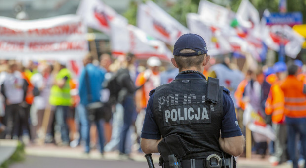 Związki nie godzą się na zamrożenie płac w budżetówce. Zapowiadają protesty i strajki (Fot. PTWP) Jesień będzie gorąca. Budżetówka wyjdzie na ulice