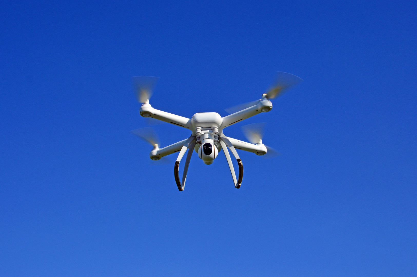 Myślisz, że to tylko dron, a to kontrola. Trzeba będzie mieć się na baczności | Prawo pracy - Vimarsana News