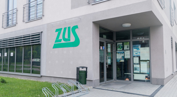 Powodem planowanych zmian są rosnące z roku na rok wydatki z funduszu chorobowego (Fot. Shutterstock) Będzie trudniej o L4 czy zasiłek macierzyński. ZUS szykuje rewolucję