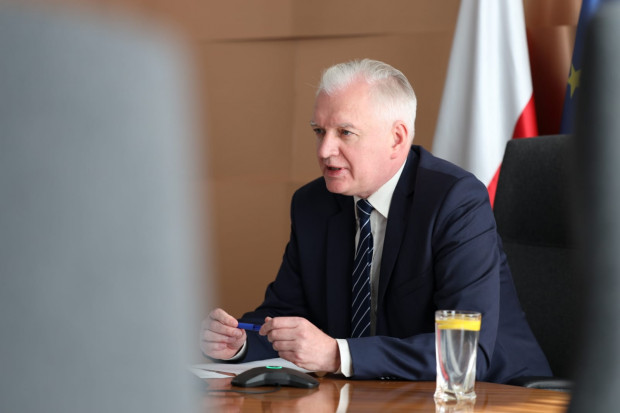 Koszty nieznacznej obniżki podatków m.in. dla emerytów przerzucane na przedsiębiorców