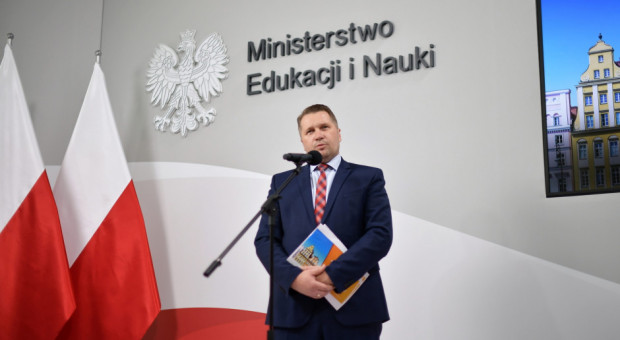 Minister edukacji i nauki Przemysław Czarnek (fot.PAP/Marcin Obara) Ocenianie szkół wyższych w rękach ministra