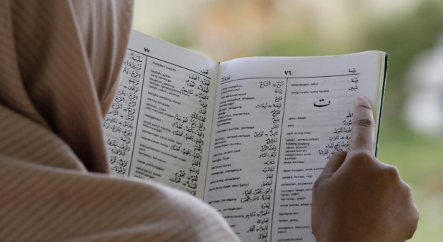 Aplikacje będą przyjmowane do 5 września. (Fot. Shutterstock) Tłumacze z języka arabskiego poszukiwani