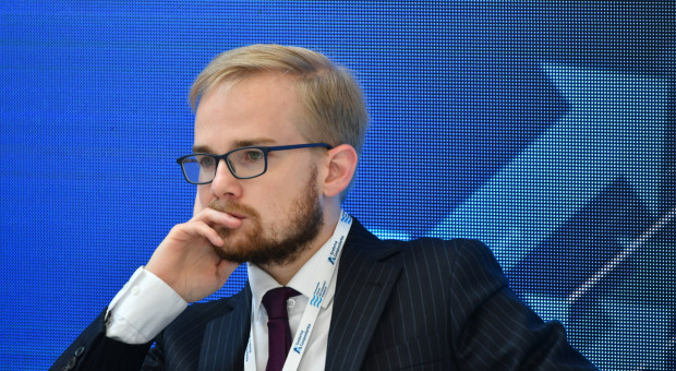 Piotr Patkowski, wiceminister finansów (fot. PAP/Adam Warżawa) Rynek pracy zasłoniliśmy tarczami. Bez tego byłoby źle