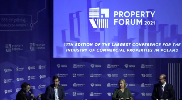 Debata "Jak e-commerce zmienia handel" odbyła się na Property Forum 2021 (fot. PTWP/dlahandlu.pl) E-commerce i handel stacjonarny będą się uzupełniać