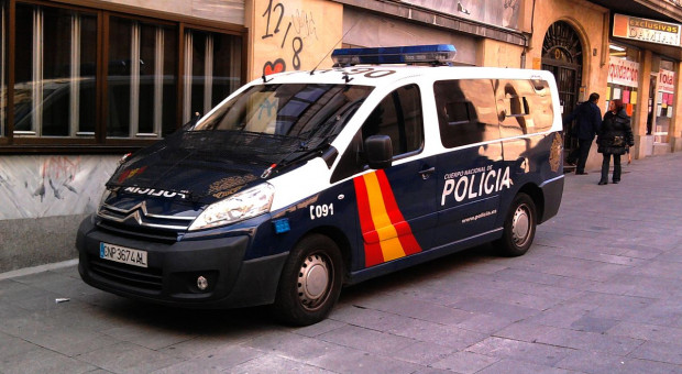 W demonstracji brali udział głównie funkcjonariusze hiszpańskiej policji krajowej (Policia Nacional) (zdjęcie ilustracyjn, fot. Kevin.B/Wikipedia/CC BY-SA 3.0) Hiszpańscy policjanci domagają się wyższych pensji