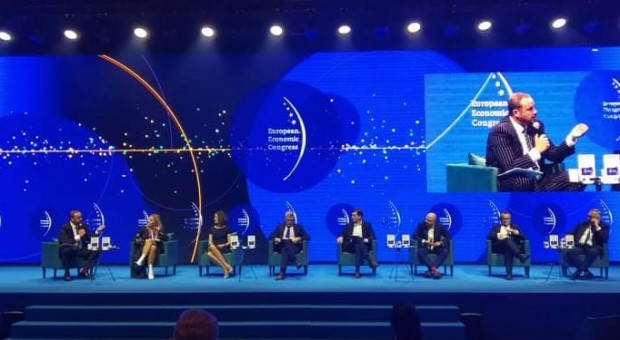 Debata na temat rynku pracy odbyła się w ramach Europejskiego Kongresu Gospodarczego w Katowicach (Fot. PTWP). Do końca roku praca zdalna będzie uregulowana