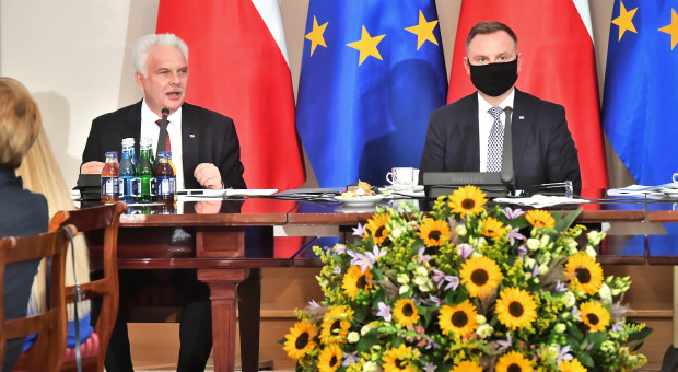 Wwiceminister zdrowia Waldemar Kraskai prezydent Andrzej Duda podczas posiedzenia Rady ds. Ochrony Zdrowia (fot. PAP/Andrzej Lange) Prezydent: co zrobimy, gdy lekarze będą przechodzić na emeryturę?