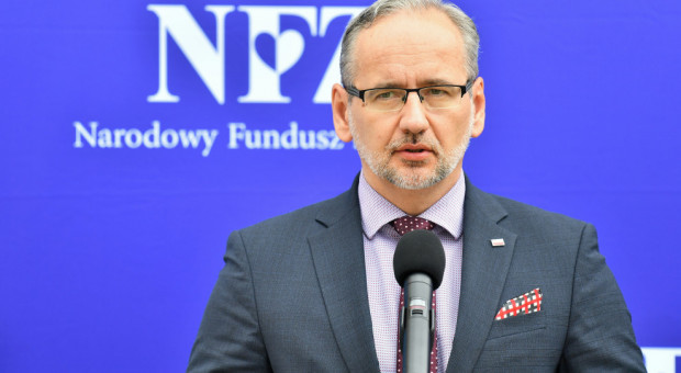 Minister zdrowia Adam Niedzielski (fot. PAP/Sebastian Borowski) Wirus dopiero się rozpędza. Będzie lockdown? "Mamy coraz nowsze prognozy"