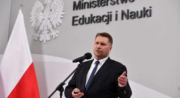 Minister edukacji i nauki Przemysław Czarnek (fot. PAP/Piotr Nowak) Minister edukacji jest zadowolony ze swoich dokonań