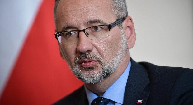 Minister zdrowia Adam Niedzielski (fot. PAP/Marcin Obara) Mamy eksplozję pandemii. "Sytuacja staje się już bardzo poważna"