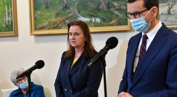 Tzw. czternastka w 2021 r. wyniesie 1250,88 zł brutto. (fot. PAP/Piotr Nowak) Czternasta emerytura. Na jakich zasadach można otrzyma świadczenie