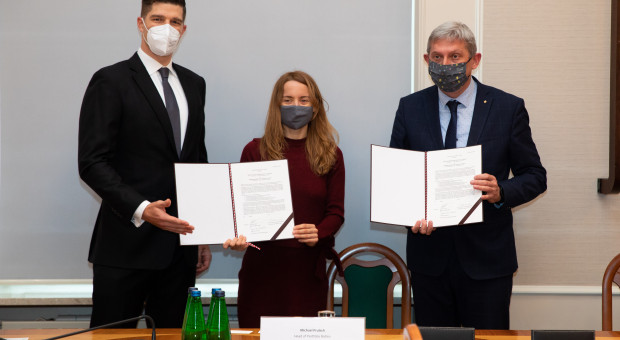 Współpracę rozpocznie cykl wykładów gościnnych prowadzonych przez ekspertów Ørsted (fot. mat. pras.) Będą kształcić kadry dla morskiej energetyki wiatrowej