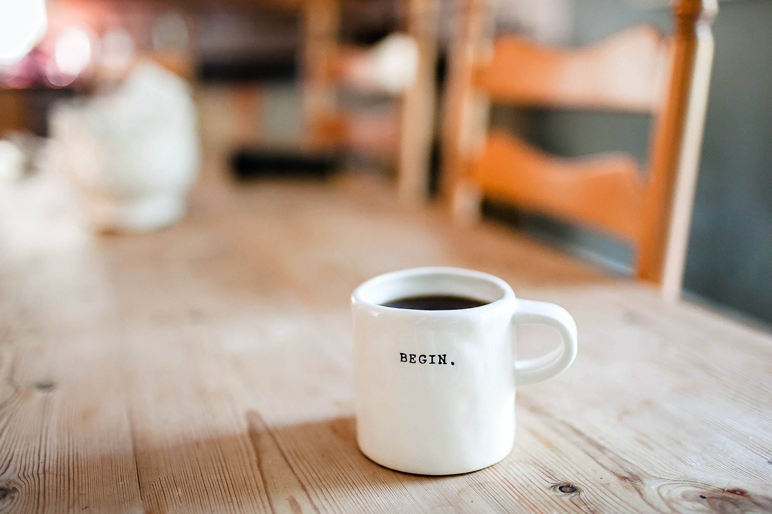 Pracodawcy często zapominają o tym, jak ważny jest proces wspierania i aklimatyzacji nowych członków zespołu w „obcym” środowisku pracy (Fot. Danielle MacInnes on Unsplash)