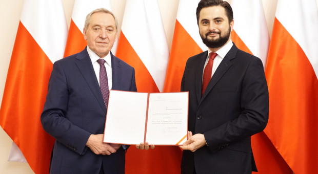 Minister rolnictwa Henryk Kowalczyk i Norbert Jakub Kaczmarczyk (fot. gov.pl) Norbert Jakub Kaczmarczyk nowym wiceministrem rolnictwa i rozwoju wsi