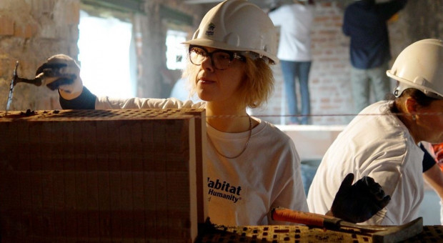 Dzięki współpracy dotychczas udało się pomóc 76 000 rodzinom (fot. mat.pras.) Whirlpool i Habitat for Humanity łączą siły