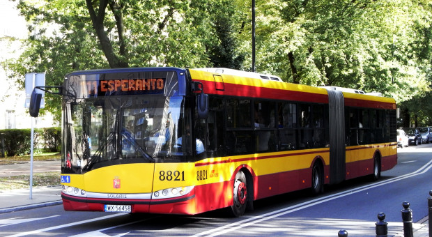Związkowcy wytykają MZA niesprawiedliwe podejście do kierowców autobusów (fot. Aisano/Wikipedia/CC BY-SA 4.0) Warszawscy kierowcy autobusów przesłali do MZA projekt porozumienia