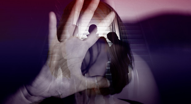 Ponad 40 procent kobiet boi się poinformować o ciąży (fot. PIxabay) Ponad połowa kobiet we Włoszech doświadcza molestowania w pracy
