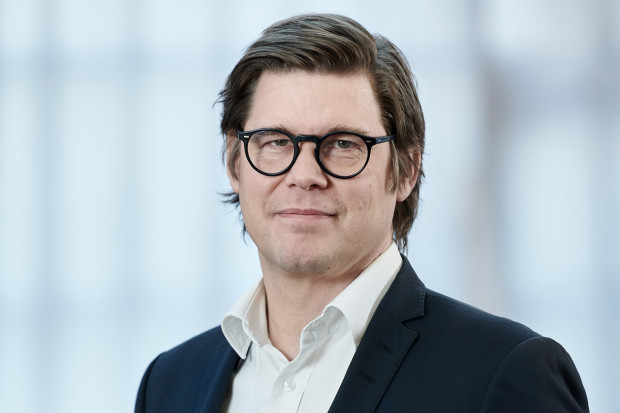 Jonas Rickberg dyrektorem finansowym i członkiem zarządu Scania