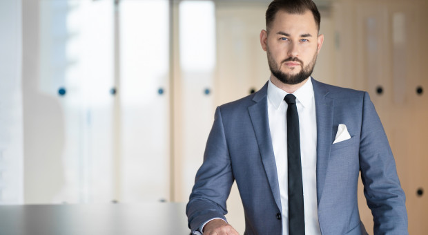 Jakub Kurek dotychczas pełnił funkcję zastępcy dyrektora działu powierzchni przemysłowych i magazynowych w Newmark Polska (Fot. mat. pras.) Jakub Kurek dyrektorem w Newmark Polska