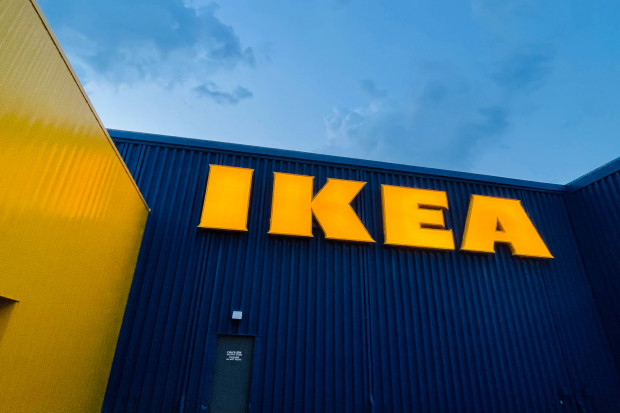 Ikea nadal będzie płacić tysiącom Rosjan