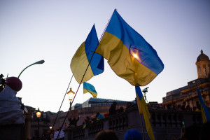 Polacy pomagali i chcą dalej pomagać Ukraińcom. Także w znalezieniu pracy