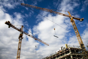 Firmy budowlane rezygnują z umów