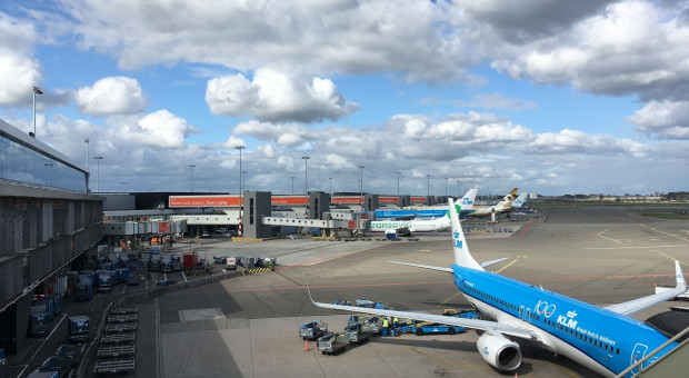 Belgijskie lotnisko rekrutuje. Czeka ponad 1 tys. wakatów