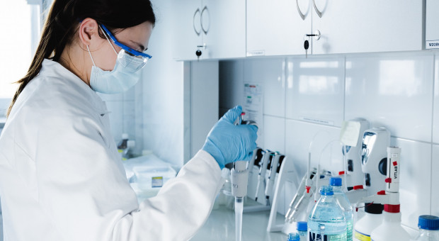 Nestlé działa na polskim rynku od 1993 roku. Firma zatrudnia aktualnie 5500 pracowników w 8 lokalizacjach (Fot. materiały prasowe) Nestle zaprasza młode inżynierki. Rekrutacja do programu nadal trwa